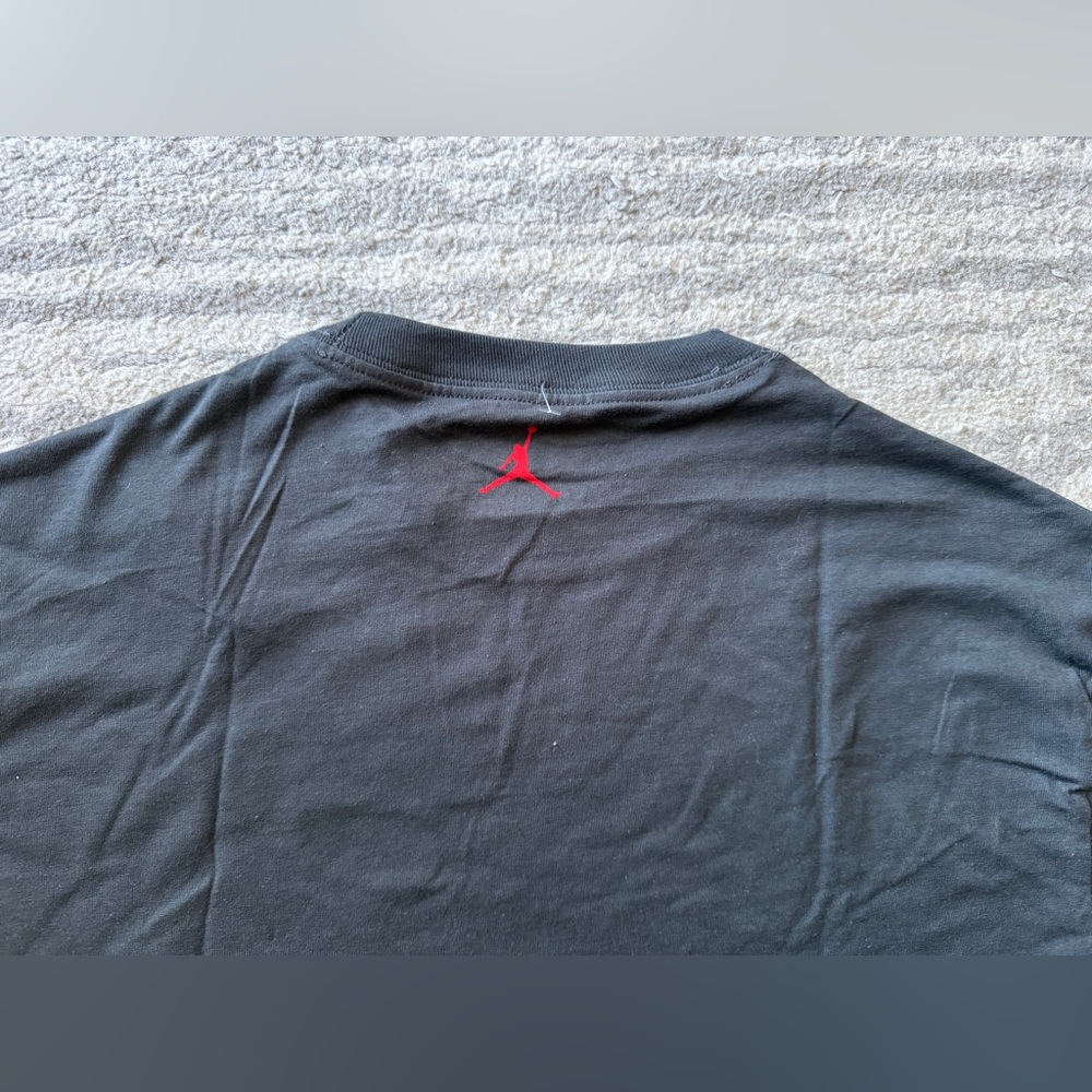 Nike Air Jordan character image shirt - Picture 4 of 5